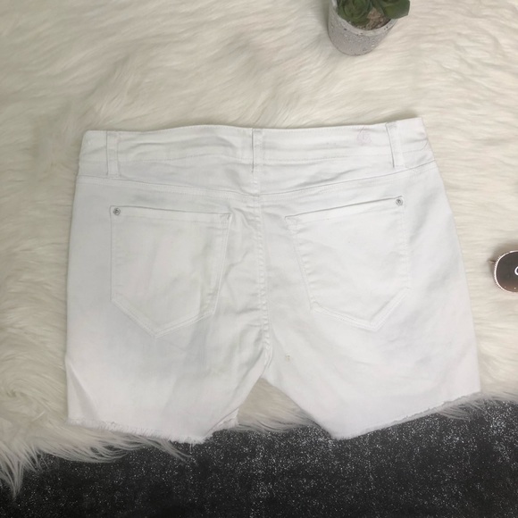 Kensie embroidered shorts - Picture 4 of 4